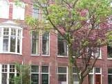 vanspeykstr22-22a van 1935 tot maart 1947 gewoond aan de Van Speijkstraat 22a, daarna naar beneden verhuisd op nummer 22 (foto gemaakt in 2004)